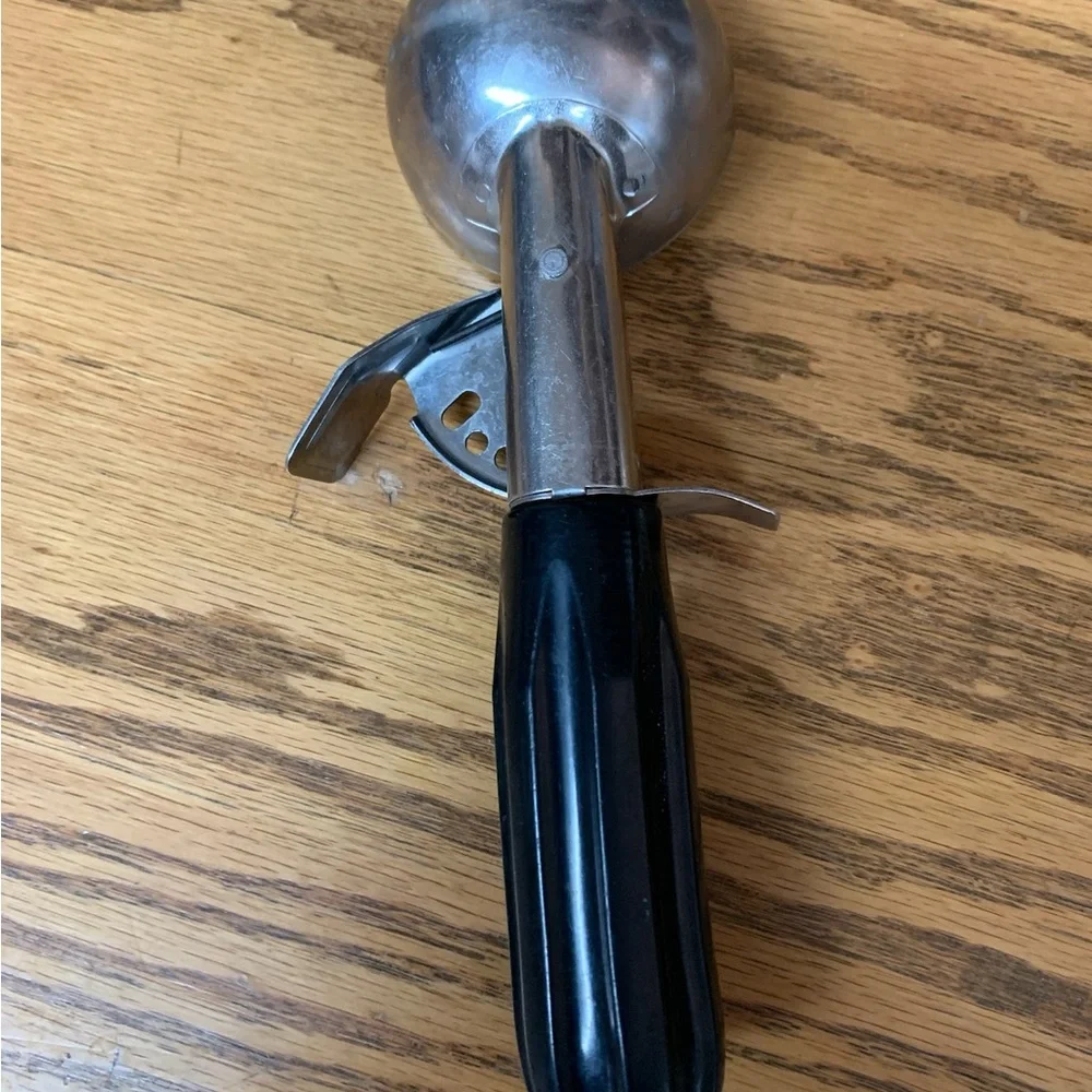 Vintage EKCO Miracle Black Handled Stainless Steel Ice Cream Scoop Vintage  USA